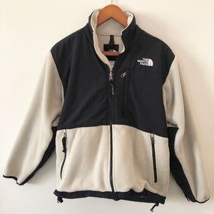 Women’s North Face fleece jacket size S